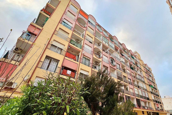Apartment  - Resale - Torrevieja - Playa de los locos