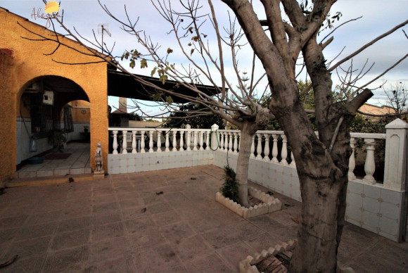 Villa - Resale - Torrevieja - Los balcones