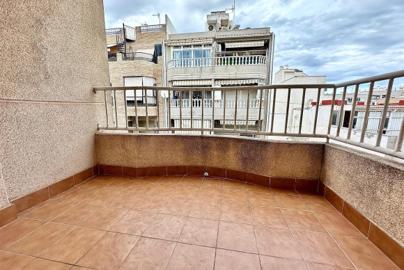 Reventa - Apartamento / piso - Torrevieja - Playa de los locos