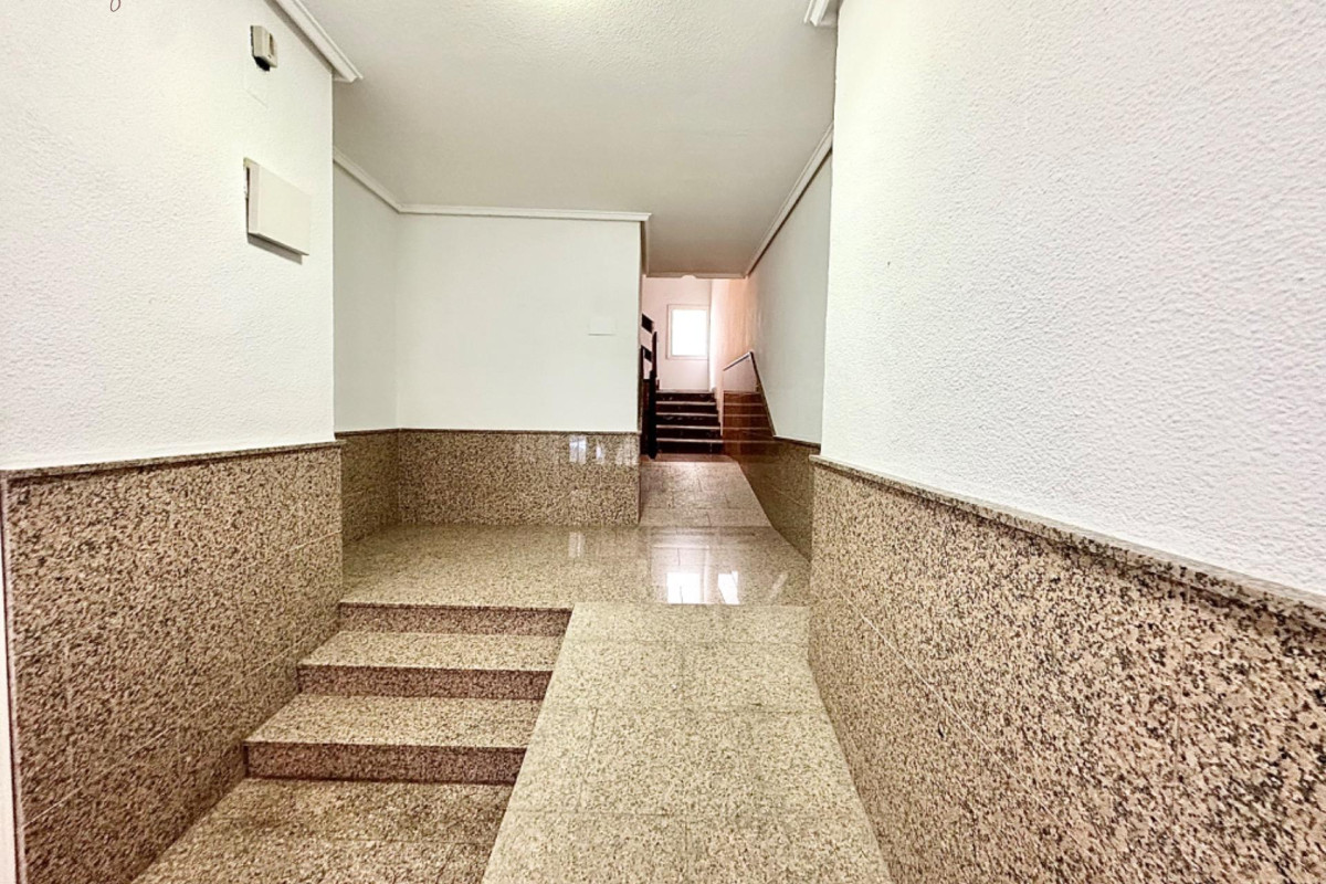 Reventa - Apartamento / piso - Torrevieja - Paseo maritimo
