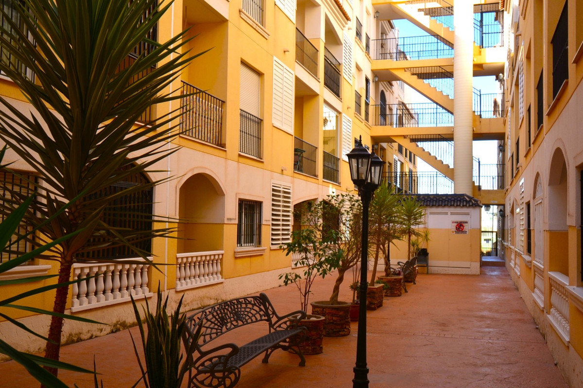 Resale - Apartment  - Formentera del Segura - Formentera de Segura