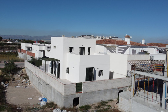 Nieuwbouw - Villa / Halfvrijstaand - Daya Nueva