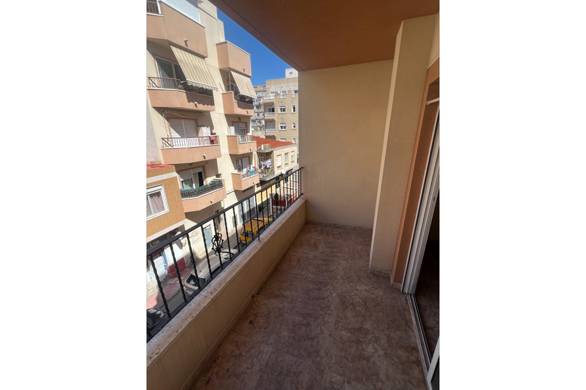 Reventa - Apartamento / piso - Torrevieja