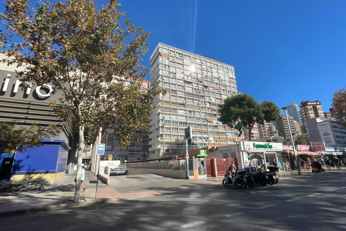 Reventa - Apartamento / piso - Benidorm - Avenida del Mediterraneo