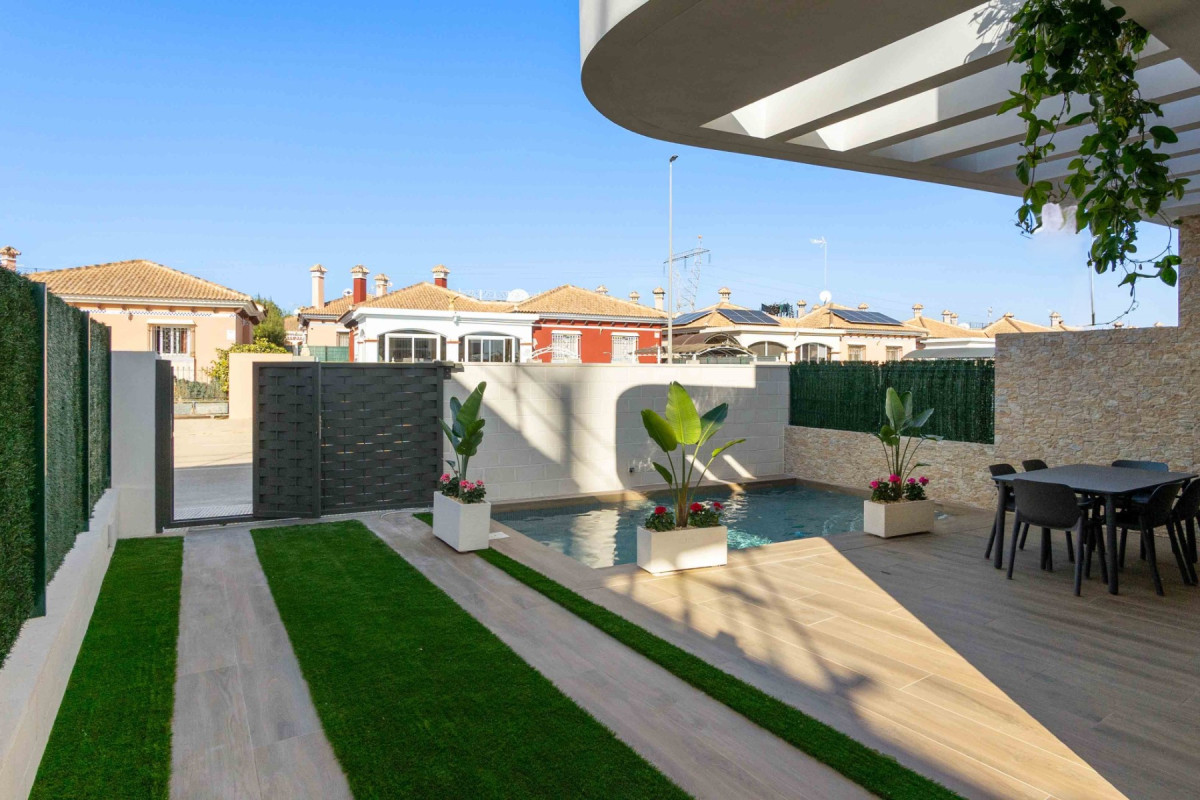 New Build - Villa / Semi semi-detached - Los Montesinos - La Herada