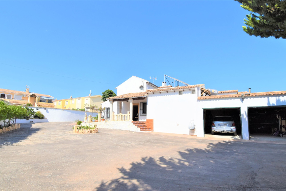 Reventa - Detached Villa - Orihuela Costa - Villamartin